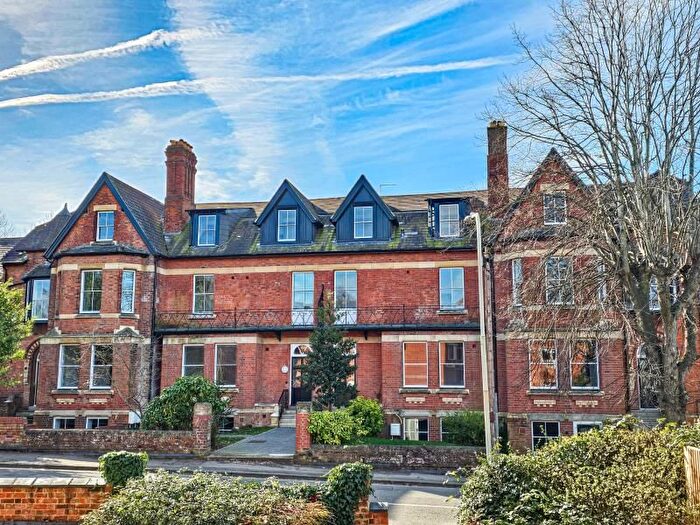 2 Bedroom Flat To Rent In Elizabeth House, Denmark Road, Gloucester, GL1