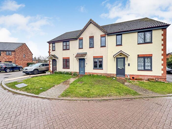 3 Bedroom Terraced House For Sale In Great Portway, Great Denham, MK40