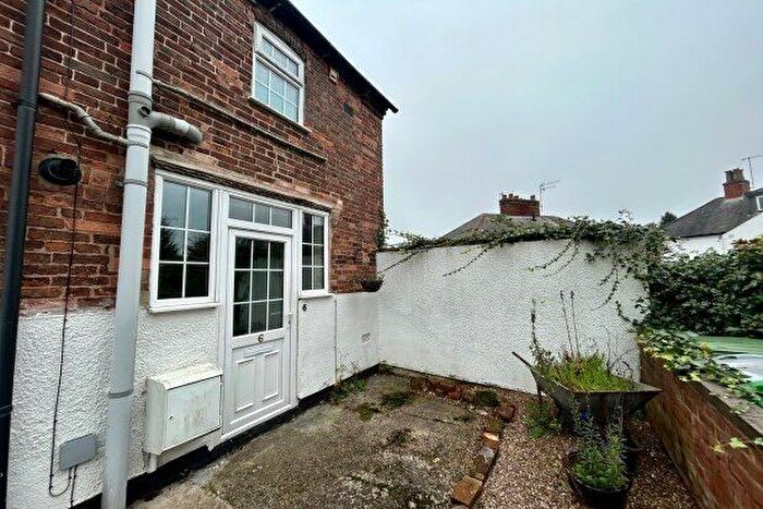 1 Bedroom Semi-Detached House To Rent In Hooley Place, Nottingham, NG5