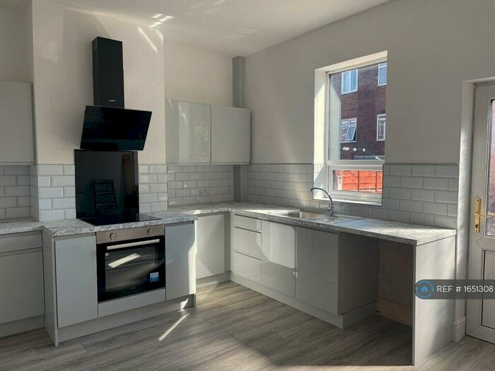 2 Bedroom Terraced House To Rent In Leinster Street, Farnworth, Bolton, BL4