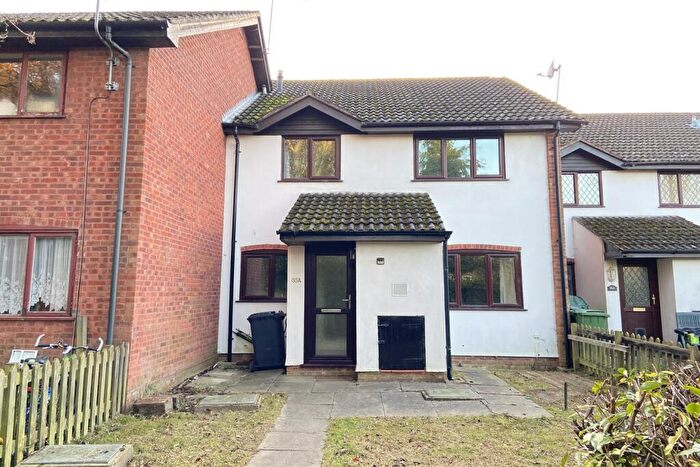 2 Bedroom House To Rent In Chineham, Basingstoke, RG24