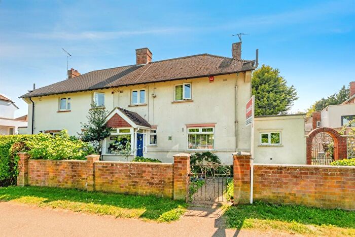 3 Bedroom Semi-Detached House For Sale In Rabies Heath Road, Bletchingley, Redhill, RH1