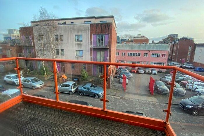 1 Bedroom Flat To Rent In Argyle Road, Bristol, BS2