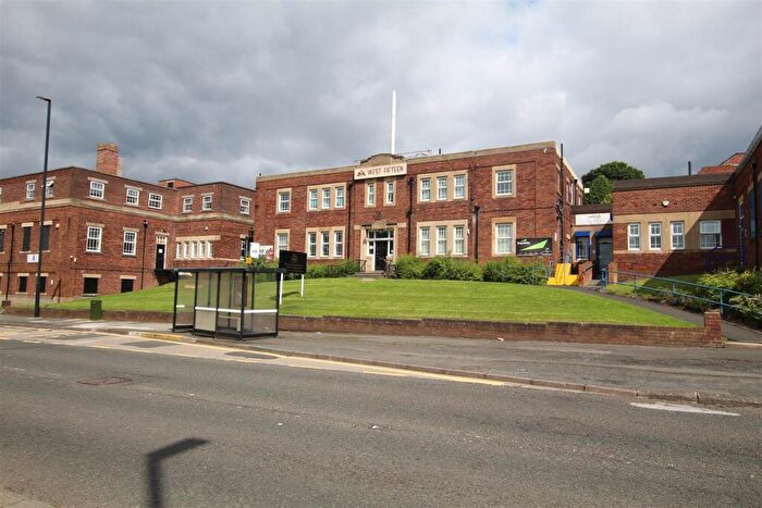 Garage / Parking To Rent In Whickham View, Newcastle Upon Tyne, NE15