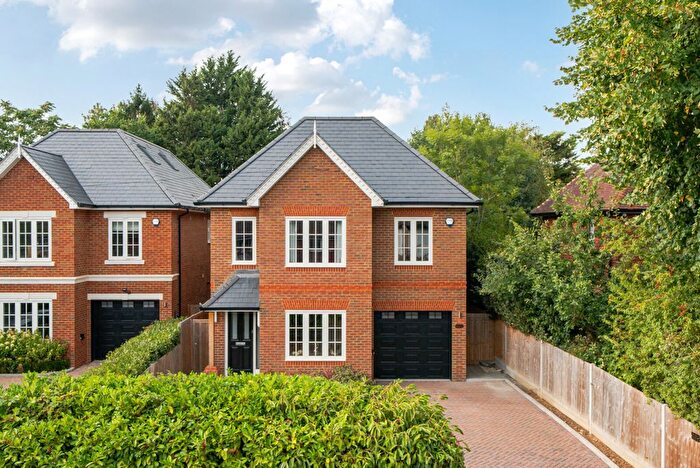 5 Bedroom Detached House For Sale In Blundel Lane, Stoke D'abernon, Cobham, KT11