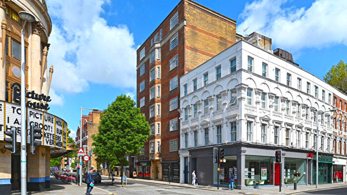 Apartment For Sale In Drayton Gardens, London, SW10