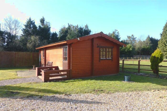 1 Bedroom Log Cabin To Rent In Marsh Lane, Taplow, Maidenhead, SL6