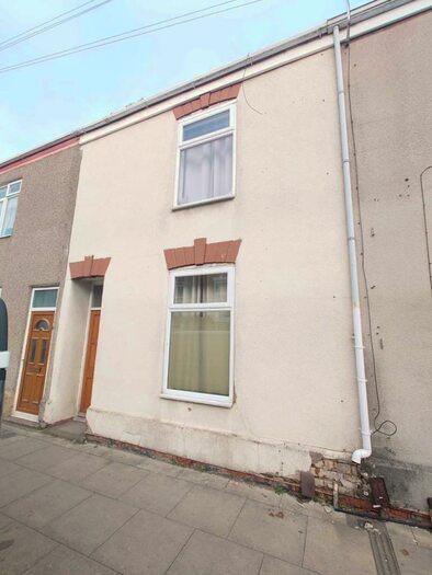 3 Bedroom Terraced House To Rent In Lord Street, Grimsby, DN31