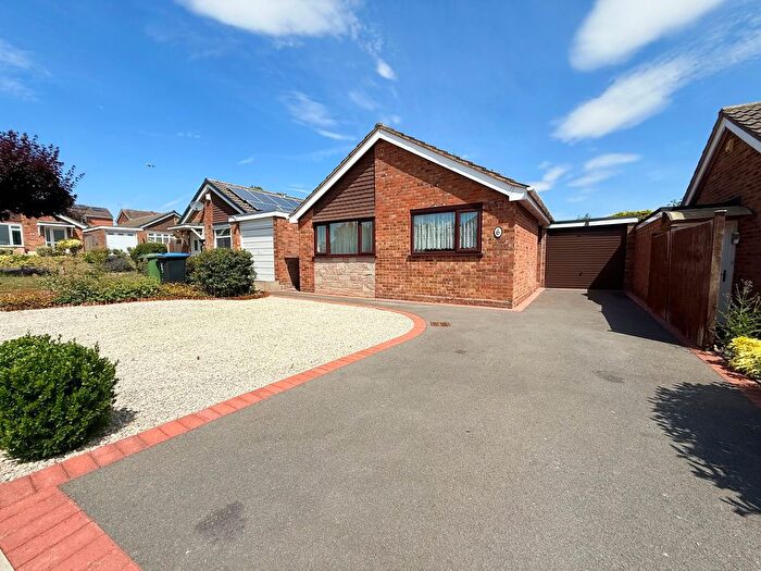 2 Bedroom Detached Bungalow For Sale In Farleigh Close, Broughton Astley, LE9