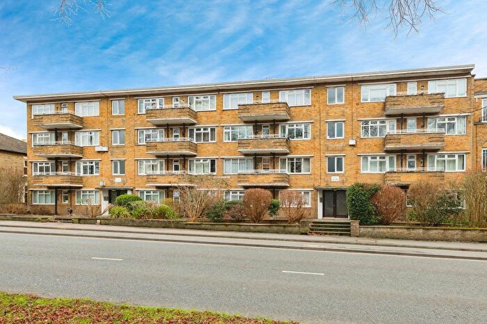 1 Bedroom Flat For Sale In Dornan House, The Avenue, Southampton, SO17