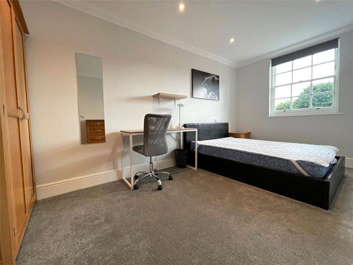 2 Bedroom Apartment To Rent In Pennsylvania Road, Exeter, EX4