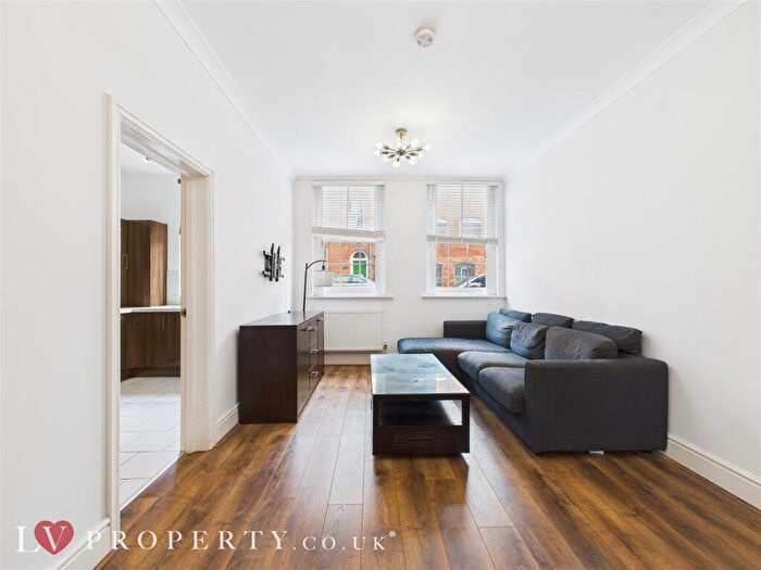 3 Bedroom House To Rent In The Minories, Jewellery Quarter, B18