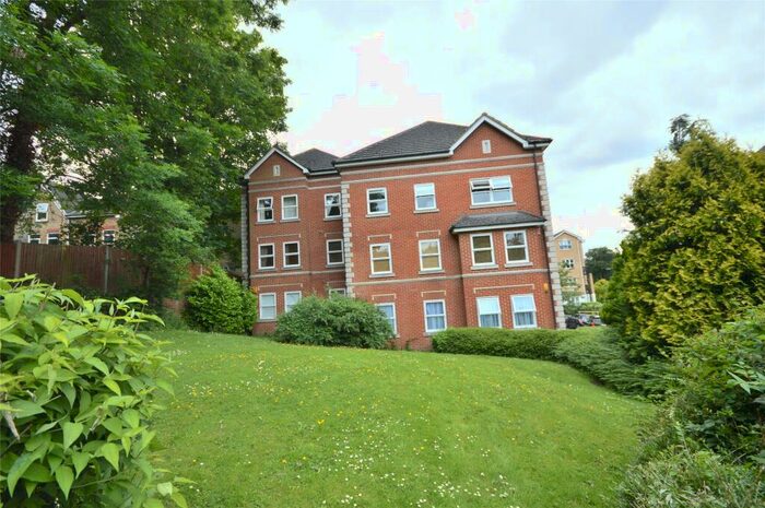 1 Bedroom Apartment To Rent In Ward Close, South Croydon, CR2