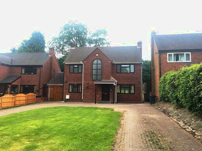 3 Bedroom Detached House To Rent In Moorcroft Road, Birmingham, B13