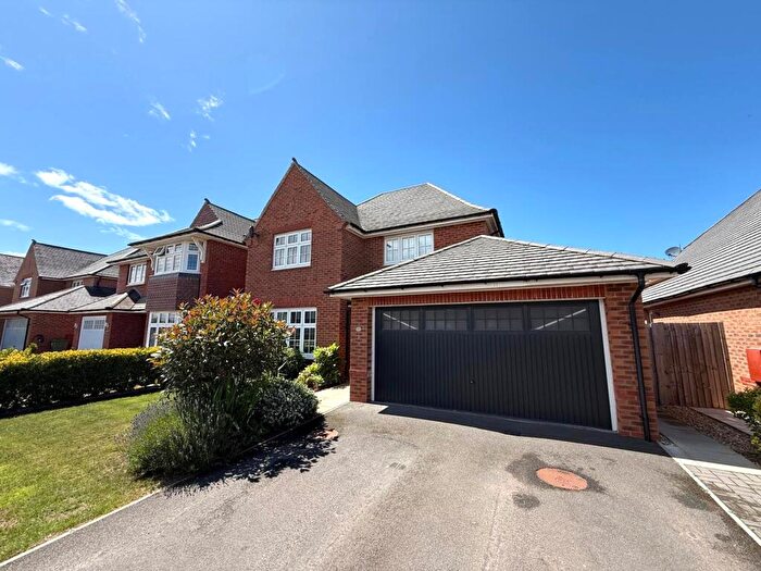 4 Bedroom Detached House For Sale In Leamington Road, Little Sutton, Cheshire, CH66