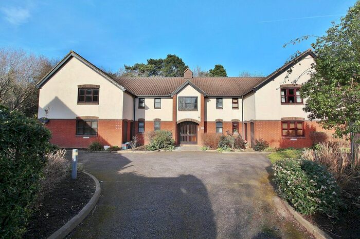 1 Bedroom Flat To Rent In Beaumont Place, Isleworth, TW7