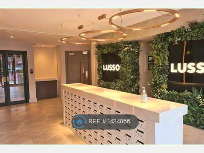 2 Bedroom Flat To Rent In Chuchill Way, Macclesfield, SK11