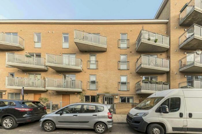 2 Bedroom Flat To Rent In Chris Pullen Way, Holloway, N7