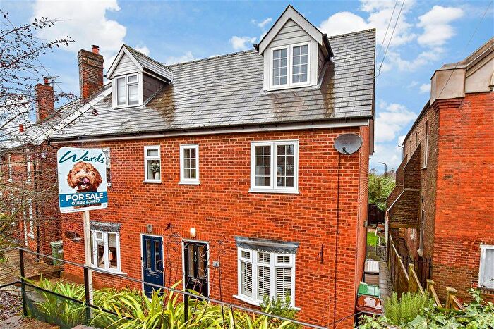 3 Bedroom Semi-Detached House For Sale In Whetsted Road, Five Oak Green, Tonbridge, Kent, TN12
