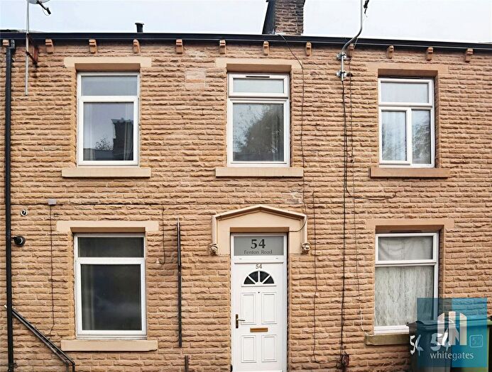 4 Bedroom Terraced House For Sale In Fenton Road, Lockwood, Huddersfield, HD1