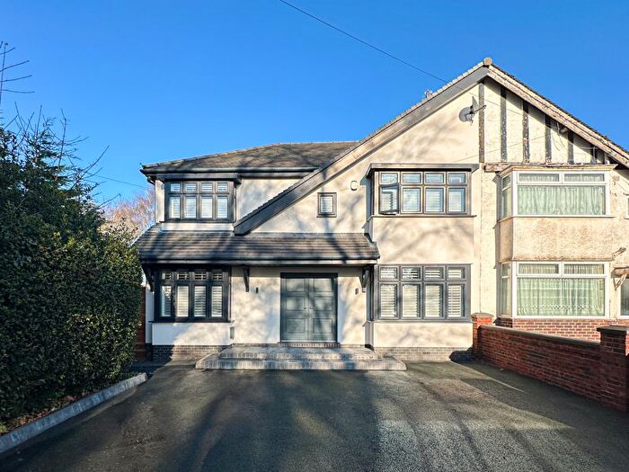 4 Bedroom Semi-Detached House For Sale In Hale Road, Hale Village, Liverpool, L24
