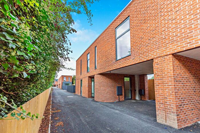 3 Bedroom Semi-Detached House For Sale In Washford Road, Shrewsbury, Shropshire, SY3