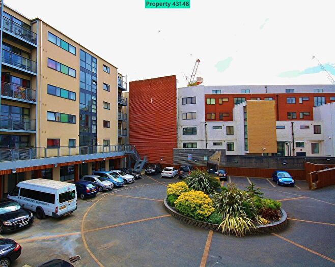 1 Bedroom Apartment To Rent In Carmine Wharf, Copenhagen Place, London, E14