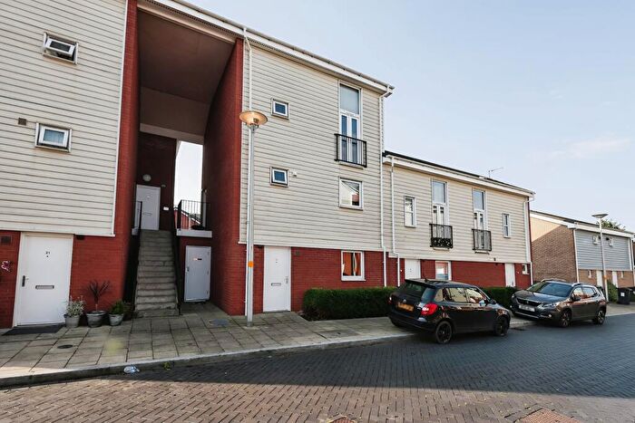 2 Bedroom House To Rent In Merlin Way, Birmingham, B35