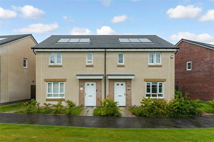 3 Bedroom Semi-Detached House For Sale In Queen Marys Court, Winchburgh, Broxburn, West Lothian, EH52
