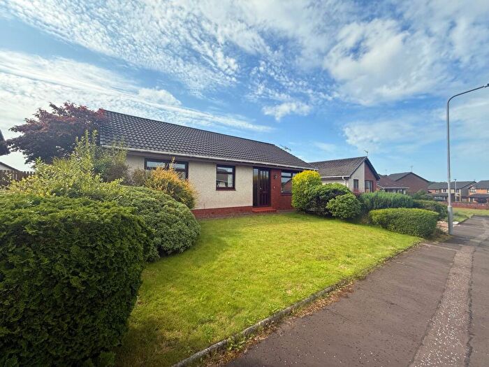 3 Bedroom Bungalow To Rent In Cragdale, East Kilbride, G74