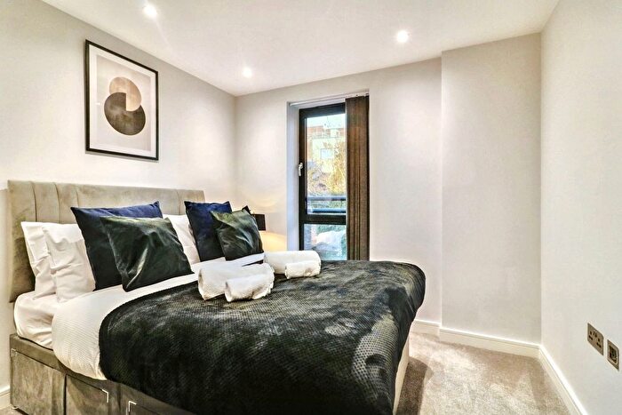 2 Bedroom Flat To Rent In Flat, Holocene Court, The Hyde, London, NW9