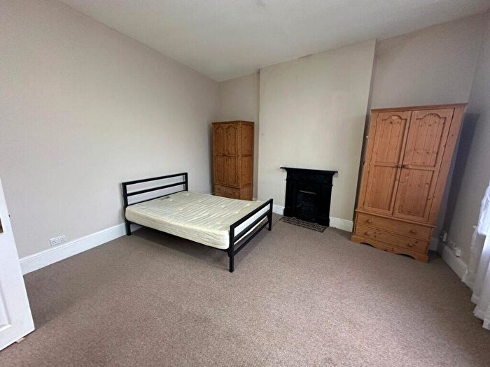 Studio To Rent In Studio Flat – The Salisbury Hotel, Grand Parade London, N4