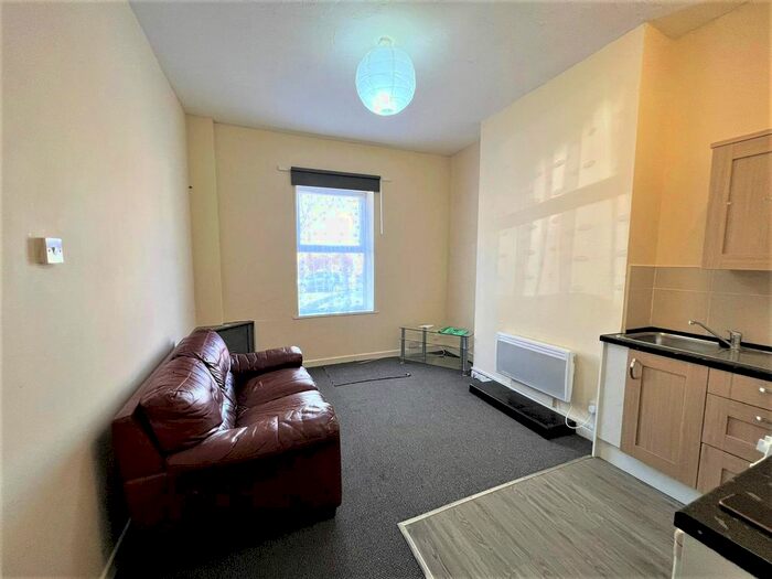 1 Bedroom Flat To Rent In Partridge Road, Cardiff, CF24