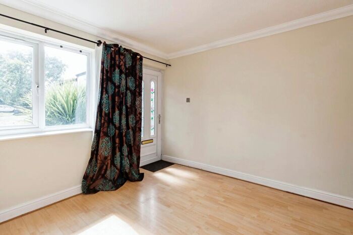 1 Bedroom End Of Terrace House For Sale In Kensington Gardens, Carlton, Nottingham, Nottinghamshire, NG4