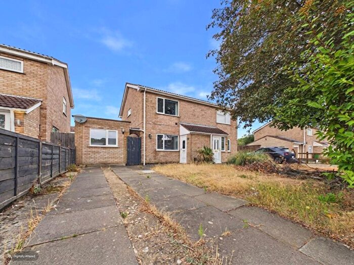 4 Bedroom Semi-Detached House For Sale In Walgrave, Orton Malborne, PE2