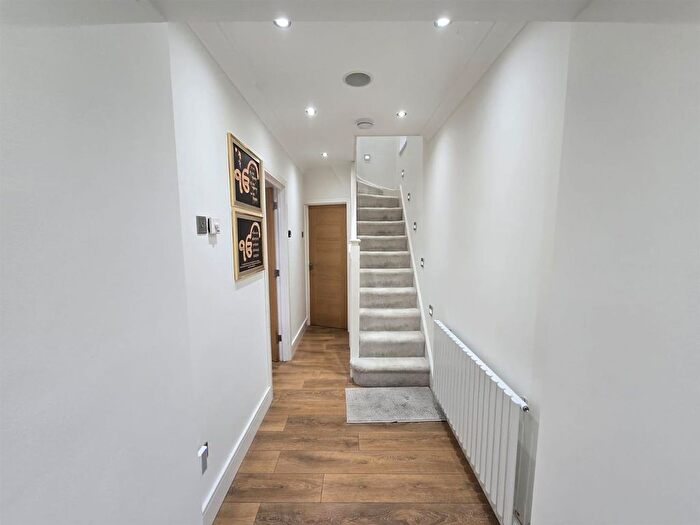 3 Bedroom Terraced House To Rent In Elers Road, Hayes, UB3