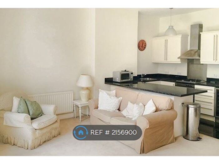 1 Bedroom Flat To Rent In Fulham Road, London, SW6