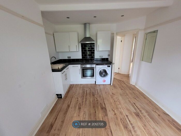2 Bedroom Flat To Rent In May Road, Brighton, BN2