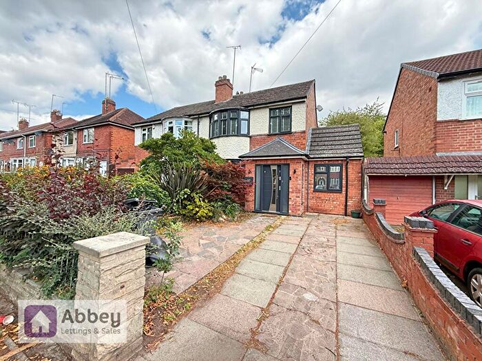 3 Bedroom Semi-Detached House To Rent In Anstey Lane, Leicester, LE4