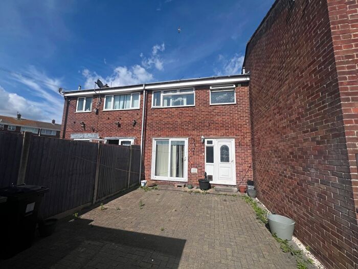 3 Bedroom Property To Rent In Cedar Close, Bristol, BS34