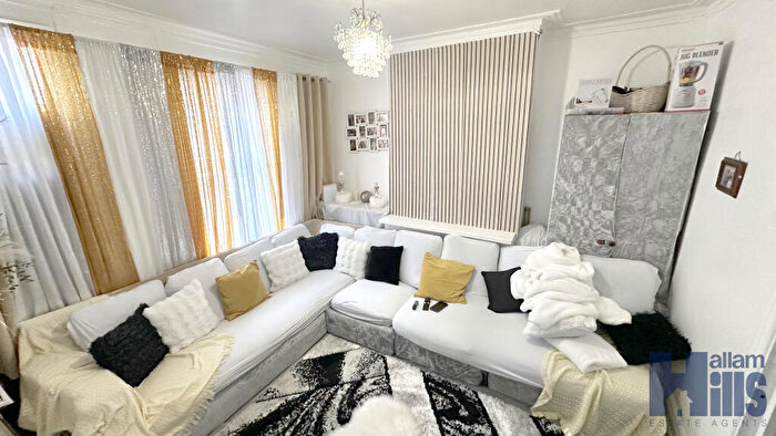 2 Bedroom Terraced House For Sale In Robey Street, Sheffield, S4