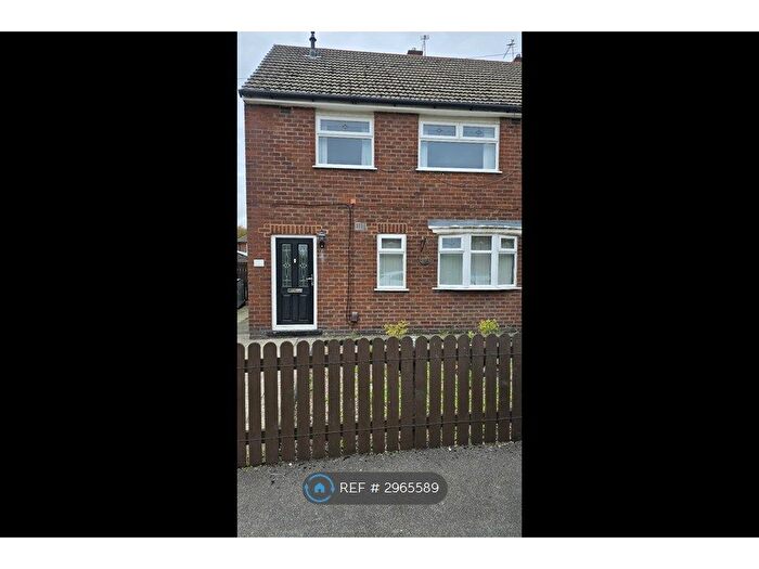 3 Bedroom Semi-Detached House To Rent In Rydal Place, Wigan, WN2