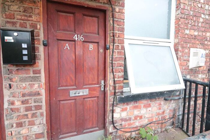 3 Bedroom Flat To Rent In Wilbraham Road, Chorlton, Manchester, M21