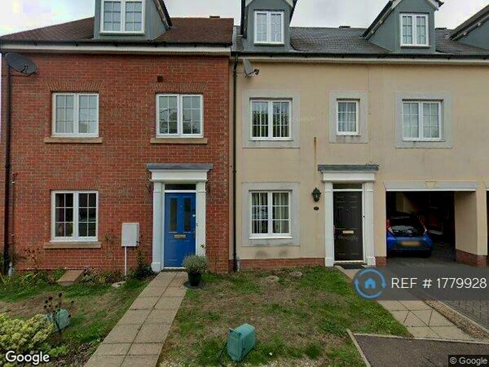 4 Bedroom Semi-Detached House To Rent In Colchester, Colchester, CO4