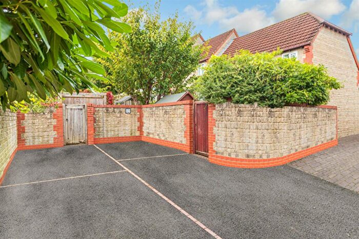 1 Bedroom End Of Terrace House For Sale In Birkdale, Warmley, Bristol, BS30