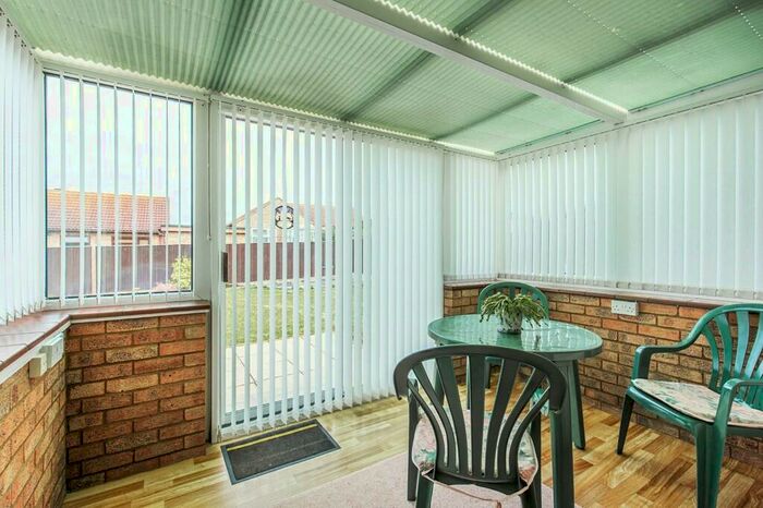 2 Bedroom Detached Bungalow For Sale In Hunstanton, PE36