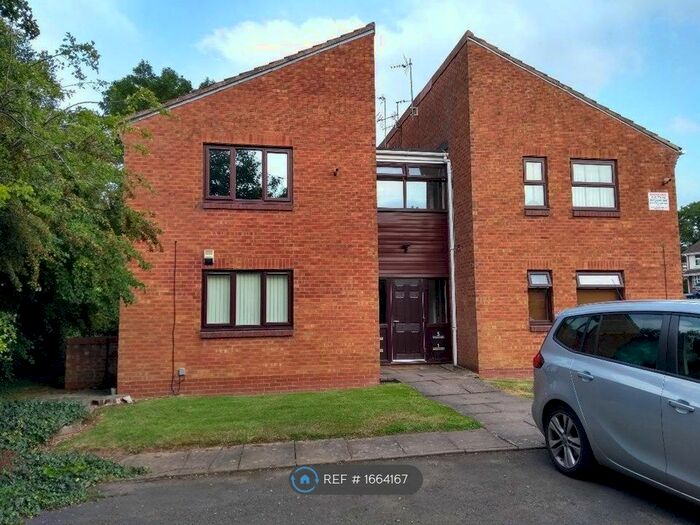 Studio To Rent In Bridge Piece, Birmingham, B31