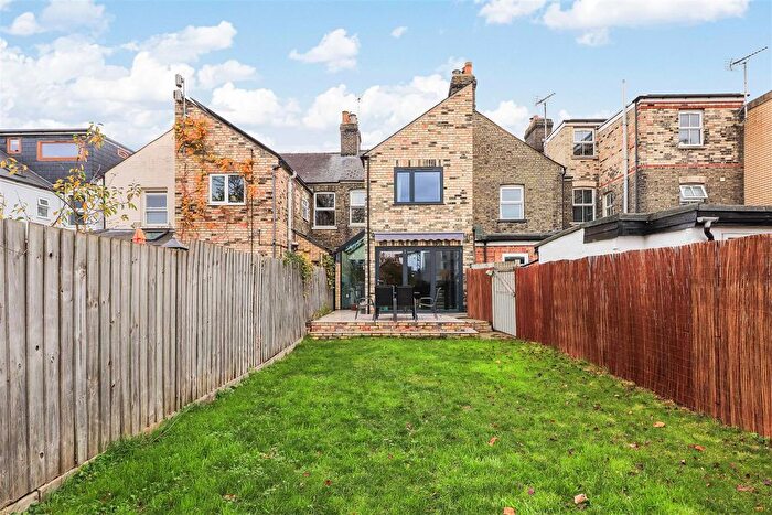 3 Bedroom Town House For Sale In Cavendish Road, Cambridge, CB1