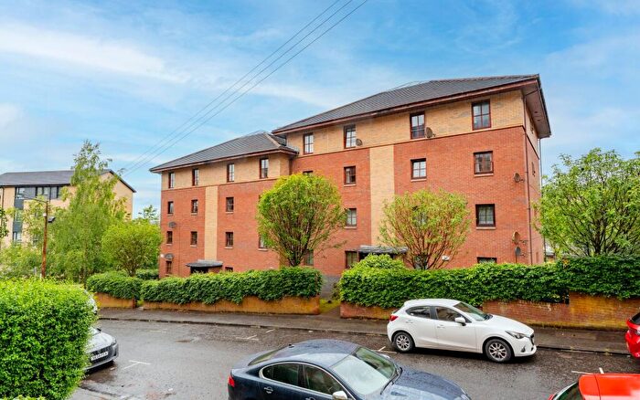 2 Bedroom Flat For Sale In Oban Drive, North Kelvinside, Glasgow, G20