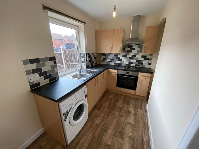 3 Bedroom Property To Rent In Wike Road, Lundwood, S71